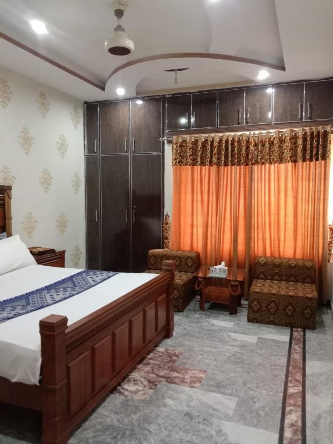Lavish Residency Guest House Fasial Town Rawalpindi Eksteriør billede