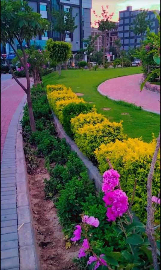 Lavish Residency Guest House Fasial Town Rawalpindi Eksteriør billede